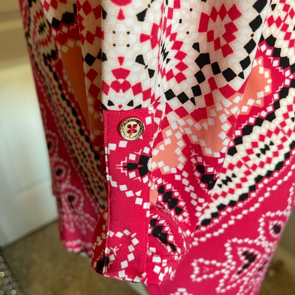 Gorgeous Blouse - Picture 4 of 5